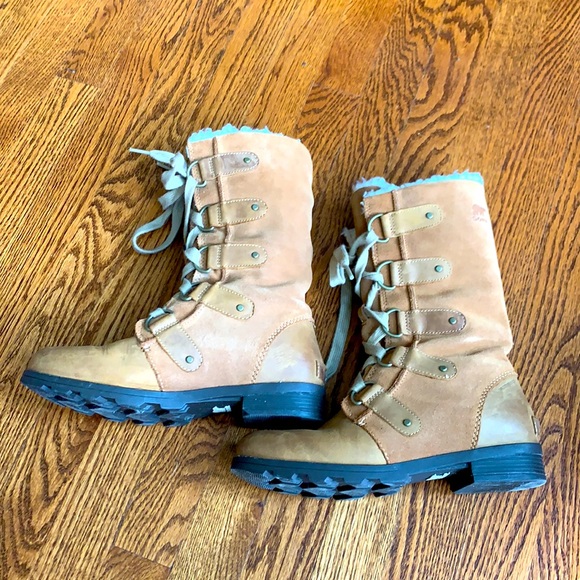 Sorel Emelie Lace-Up Boots - Picture 2 of 7